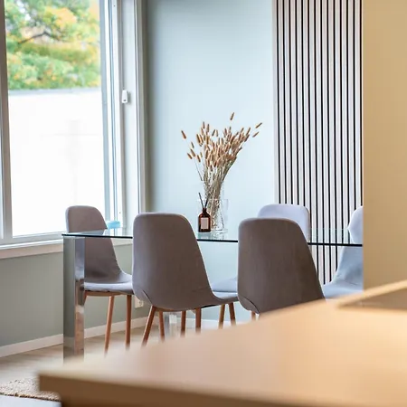 Апарт-отель - Private Rooms, Shared Facilities