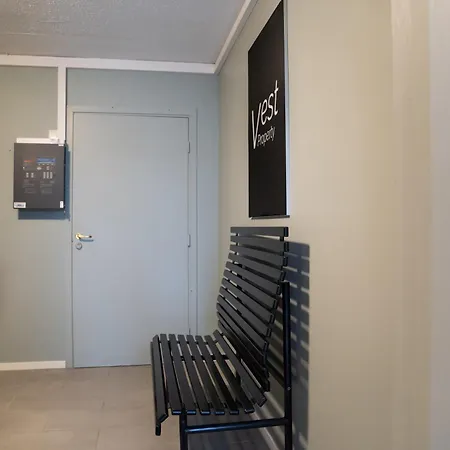 - Private Rooms, Shared Facilities * ハウゲスン