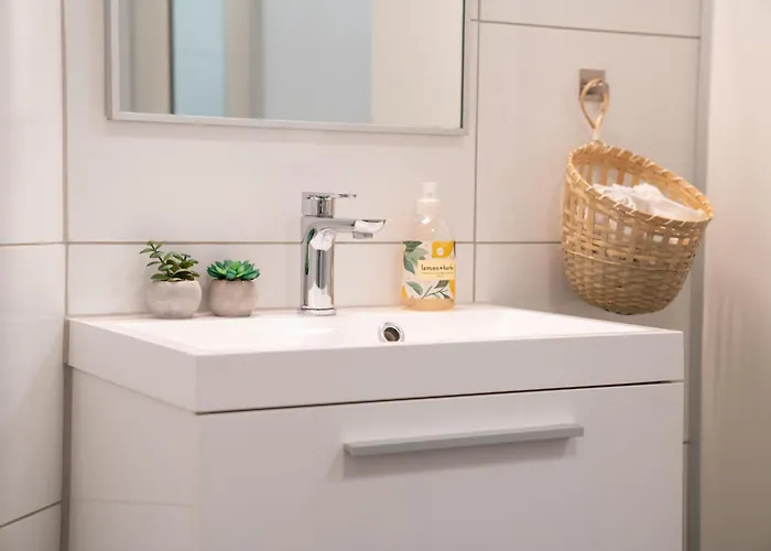 - Private Rooms, Shared Facilities * Haugesund