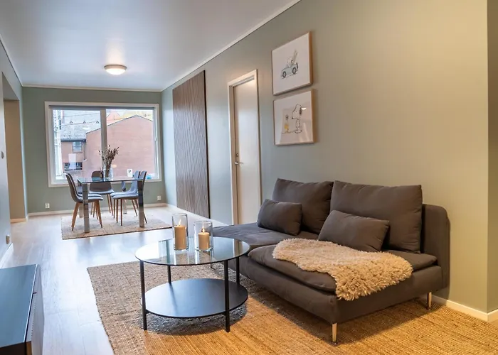 Hotel apartamentowy - Private Rooms, Shared Facilities Haugesund