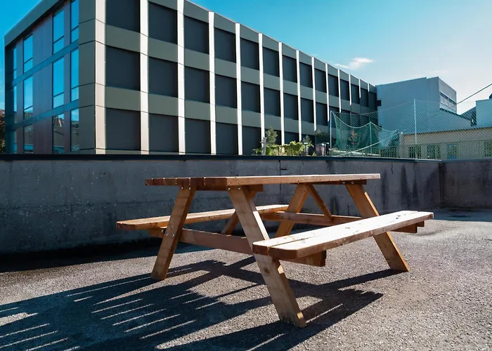 Lejlighedshotel - Private Rooms, Shared Facilities